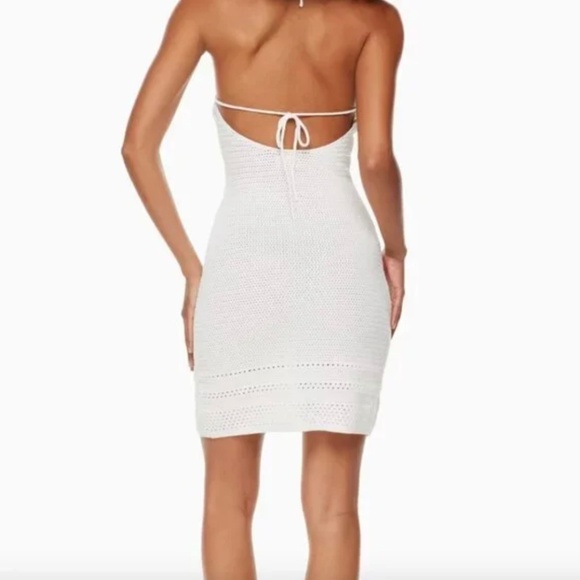 Aritzia • Wilfred Crochet Sunset Coral Halter Tie Back Mini Dress • Size M - Picture 8 of 10